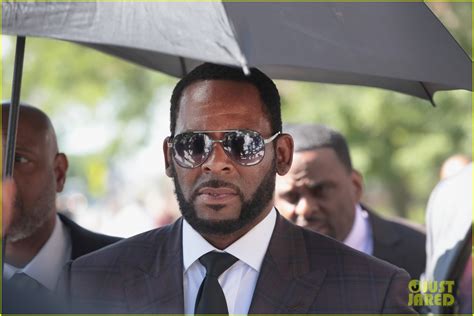 R Kelly Found Guilty Of Sex Trafficking Photo Photos Just