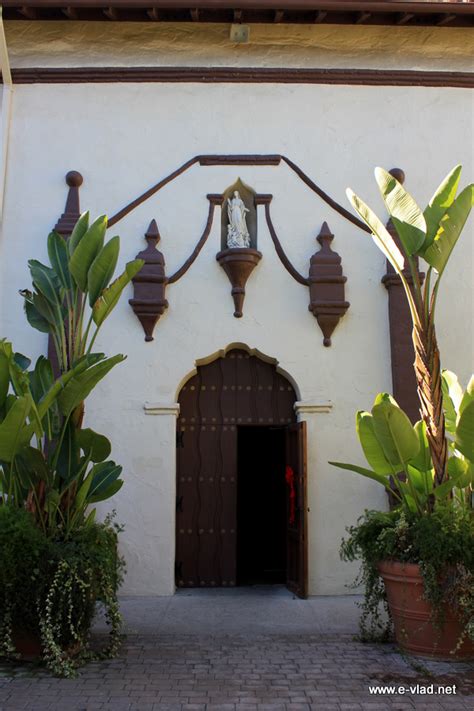 Ventura, California - The entrance to the Ventura Mission chapel ...