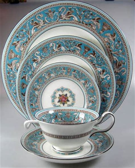 Antique Wedgwood Florentine Service For 12 Turquoise Blue Bone China