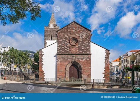 Catedral De Nossa Dama Da Suposi O Ou Se Catedral Em Funchal Madeira