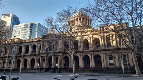 Discover Melbourne S Charm A Self Guided Audio Tour Book In Melbourne