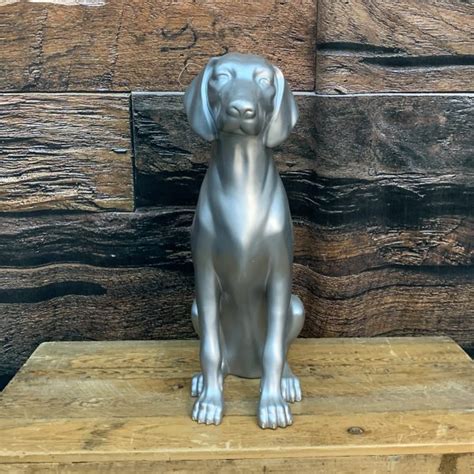Dog Statue Make A Scene