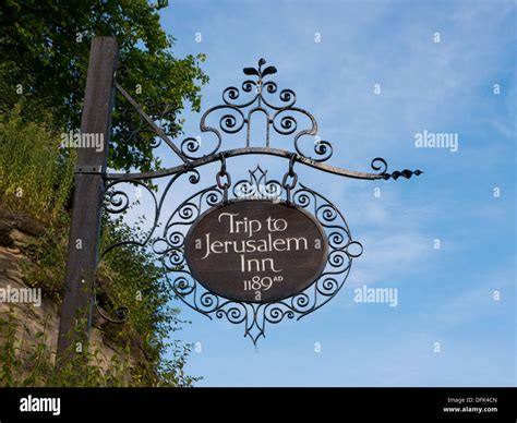 Ye olde trip to jerusalem sign hi-res stock photography and images - Alamy