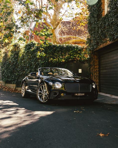 Bentley x THE-LOWDOWN Agency