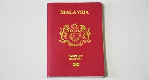 Perbezaan Passport Merah Dan Passport Biru Adamani Travel