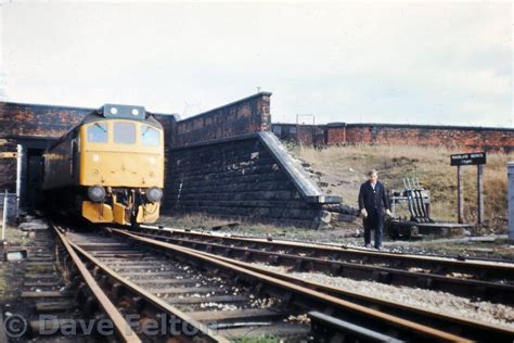 Dave Felton Class 25 27 Class 25 No 25318 At Maudland Sidings2c Preston On 21 11 77