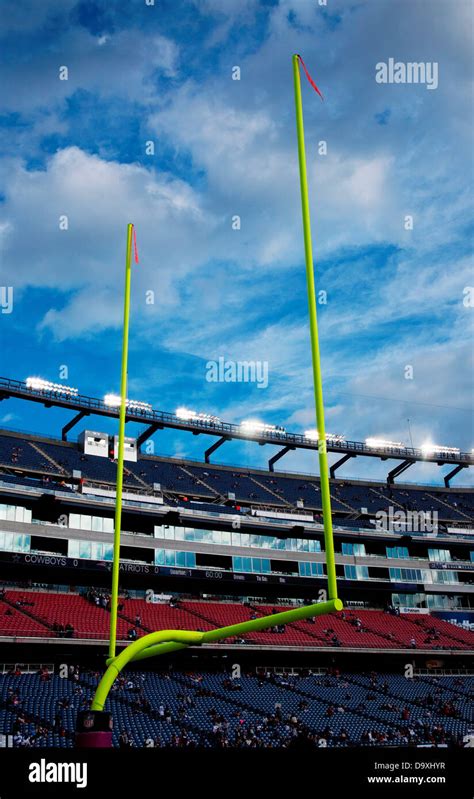 Goal Posts Gillette Stadium Home Hi Res Stock Photography And Images