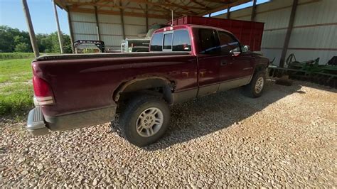 Straight Piped Dodge Dakota L V Magnum Start And Rev Youtube