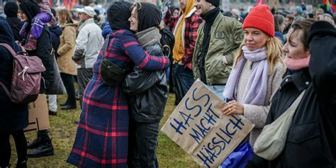 Demos Gegen Rechtsextreme Danke Hamburg Auf Dich Ist Verlass Taz De