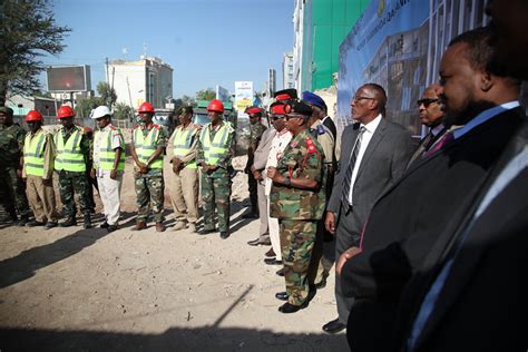 Wararka Maanta Sabti Oct Madaxweyne Biixi Oo Dhagax Dhigay