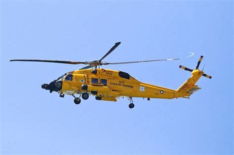 Yellow US Coast Guard Helicopter in Ludington, MI [OC] : r/aviation