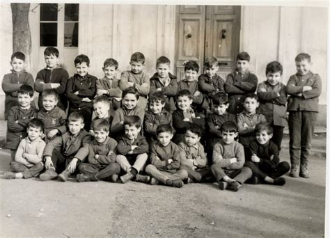 Photo de classe Cours préparatoire de 1965 Ecole Roger Gaubil Saint