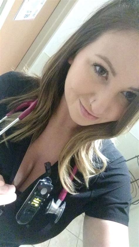 Chivettes Bored At Work 30 Photos En 2020