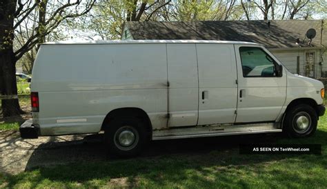 2002 Ford E 350 Econoline Base Extended Cargo Van 2 Door 7 3l Diesel