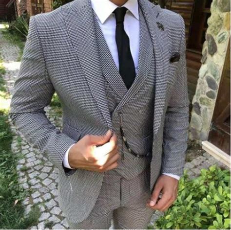 Factoryprice168den Ismarlama Bir Düğme Groomsmen Tepe Yaka Damat Smokin