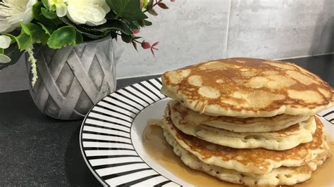 Quick And Easy Pancakes Recette Pancakes Facile Et Rapide Express Cuisine Youtube