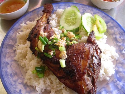 Chicken And Rice Cambodian Food Breakfast In Phnom Penh Flickr