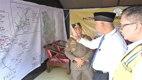 Posko Khusus Pantau Pengendara Di Fly Over Kelok Sembilan Fativaid