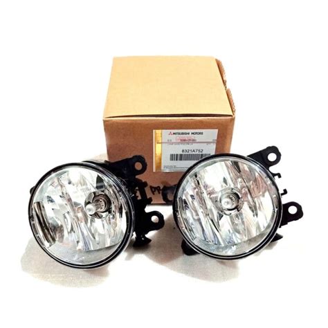 Lampu Kabut Foglamp Fog Lamp Mitsubishi Xpander Original Asli