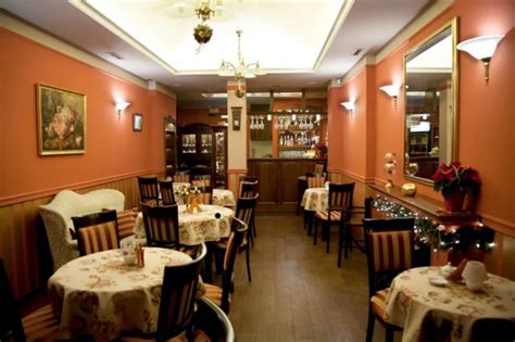 Chrzciny i Komunie Restauracje Cafe Restaurant Kwiryna Mińsk