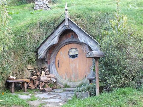 Hobbiton Bird House Outdoor Decor The Hobbit