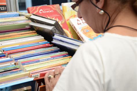 Biblioteca Central Promove Feira De Troca De Livros No Ufrgs Portas