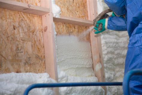 Pros and Cons of Spray Foam Insulation