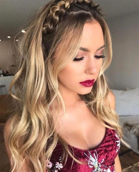 23 Stylish Cool Hairstyles For Big Foreheads Headband Hairstyles Long Hair Styles Braided