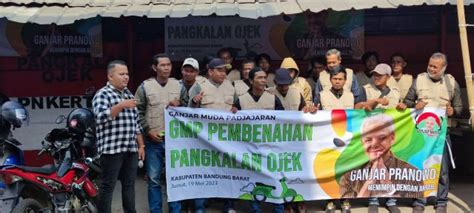 Ganjar Muda Padjajaran Gelar Bakti Sosial Dan Benahi Pangkalan Ojek Di