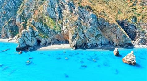 Spiaggia Di Mongiove E Le Sue Grotte Riserva Di Marinello