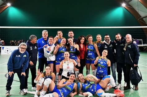 Pallavolo Femminile B La Traina In Casa Per Proseguire Nella Sua