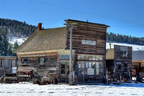 Monte Cristo Is A Forgotten Ghost Town In Washington