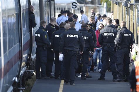 Migrant Crisis Denmark Suspends Rail Links With Germany After Hundreds