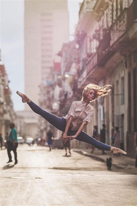 Street Dancing Photography