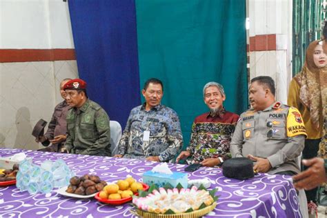 Kunjungi Keuskupan Agung Semarang Dan Gereja Isa Almasih Pj Gubernur