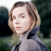 Текла Рютен (Thekla Reuten): фильмы, биография, семья, фильмография ...