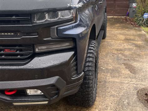 Black Lifted Chevy Silverado