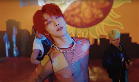 Seventeen Get Dangerously Sexy In Hot