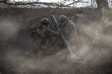 携帯電話の傍受を通じて明かされるロシア兵たちの本音