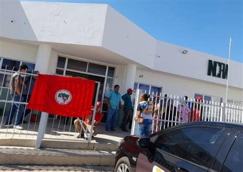 Integrantes Do MST Invadem Sede Do Incra Em Petrolina Blog Do Roberto