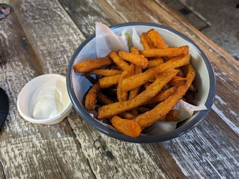 Hello Harry Cairns Review Vegan Options Are Good By Kittybiker06