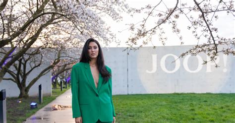 Rebecca Mir Im Bikini Erneute Bodyshaming Kommentare