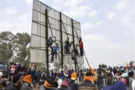 Farmer Protest LIVE Updates Second Day Of Farmers Delhi Chalo March