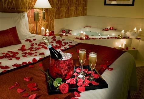 20++ Romantic Hotel Room Ideas For Couples - PIMPHOMEE