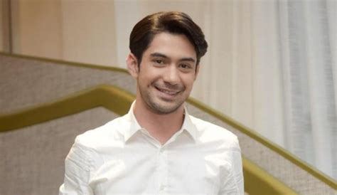 Profil Dan Biodata Reza Rahadian Lengkap Agama Umur Pacar Dan Ig