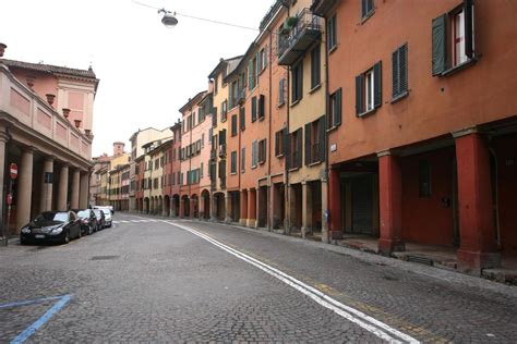 Traffico Rivoluzione Sulle Corsie Preferenziali A Bologna