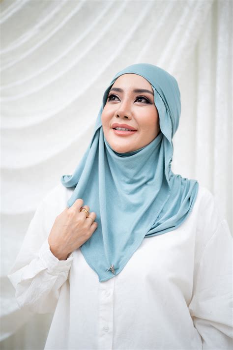 Amari Powder Blue Adore Beauté