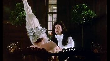 Le Contrat Du Dessinateur XVIDEOS