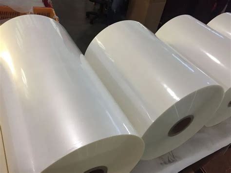 5000 Meter White BOPP Gloss Film For Laminating Packaging Type Roll