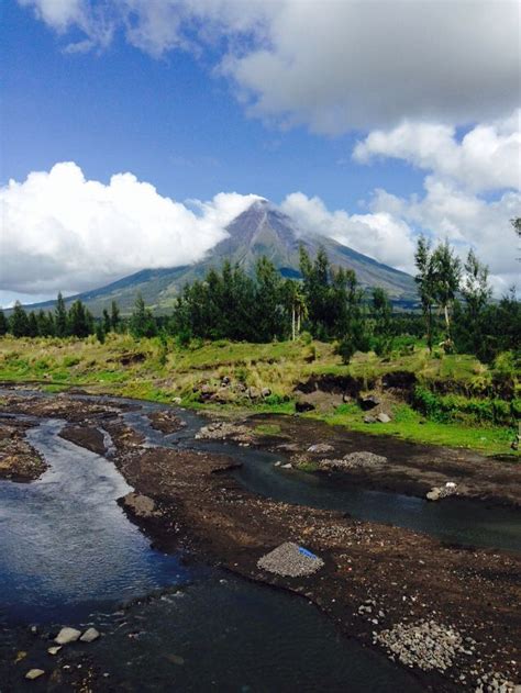 Mayon Volcano Philippines Around The Worlds Natural Landmarks